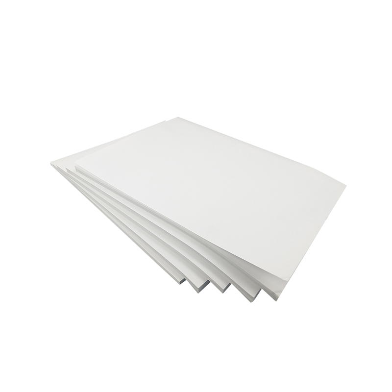 DCR 패드 흰색 배경